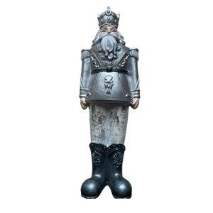 NWT King Nutcracker Silver Christmas Tall 8.62" Heavy Needs Stabilized To Stand